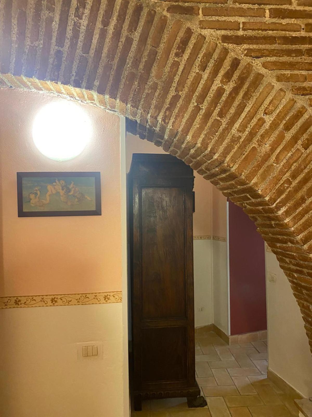 La Casetta Di Reby Albano Laziale Bagian luar foto