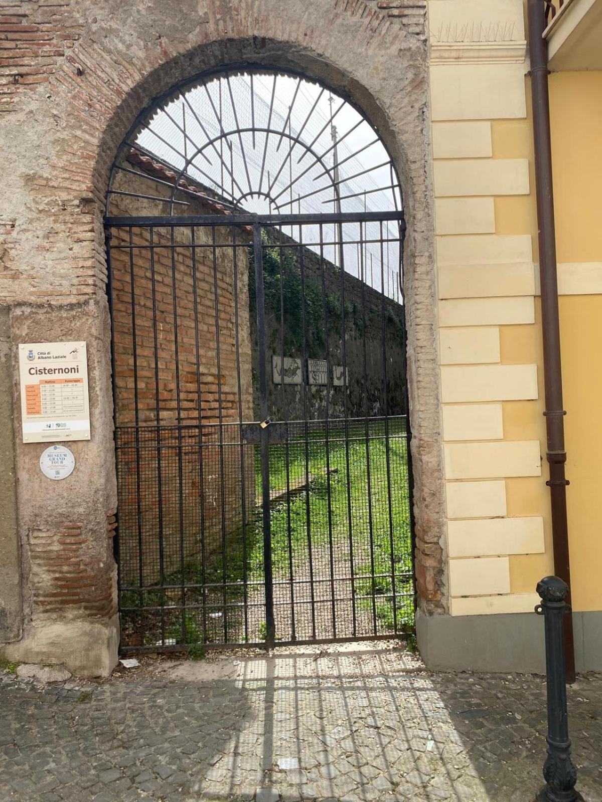 La Casetta Di Reby Albano Laziale Bagian luar foto